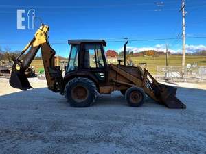 ใช้สำหรับรถแบคโฮและรถตักหน้า 580M/580L เครื่องยนต์เพอร์กินส์ รับน้ำหนักได้ 15 ตัน อุปกรณ์ก่อสร้างที่เชื่อถือได้ ขายตรงจากโรงงาน - Product Image 6