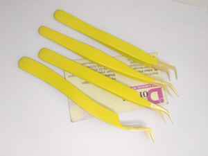 Pinzas de extensión de pestañas recubiertas de color amarillo con pinzas de pestañas de Punta chapadas en oro Pinzas de extensión de pestañas postizas personalizadas. - Product Image 4