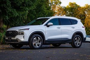 Santa Fe SEL AWD 2023, turbo gauche, cuir, faible kilométrage, prix en stock, prêt à être expédié - Product Image 4