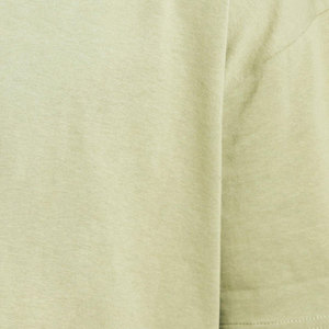 เสื้อยืดโอเวอร์ไซส์สีเขียวมะกอกสำหรับผู้ชาย ผ้าฝ้าย แขนสั้น คอกลม พิมพ์ลายโลโก้ด้านหน้า สวมใส่สบาย แห้งเร็ว ระบายอากาศได้ดี น้ำหนัก 220 กรัม - Product Image 6