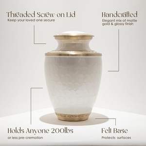 Urne de crémation pour cendres humaines Urne en laiton adulte pour conteneur d'inhumation commémoratif fabriqué à la main pour les funérailles ou l'affichage - Product Image 4