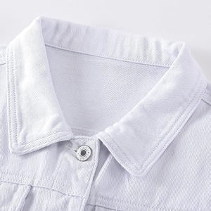 Chaqueta Vaquera Corta de Mezclilla para Mujer, Estilo Informal, Holgada, Lavado Oscuro, Mezcla de Poliéster/Algodón, con Botones, Cortavientos y Transpirable - Product Image 3