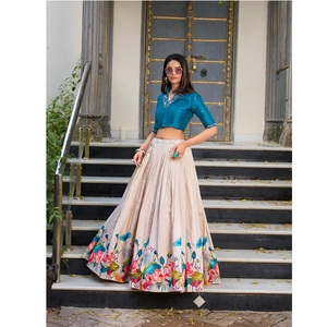 Ropa y accesorios Co-Ord Set Lehenga Choli con Banglory Fabric Wedding Lehenga Choli PARA VENTA DE EXPORTACIÓN - Product Image 1