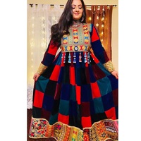 Nouvelle robe longue sans manches en tissu crêpe, design tendance, style afghan vintage Kuchi Pashtun tribal gypsy, IQ.WAL.AF.107