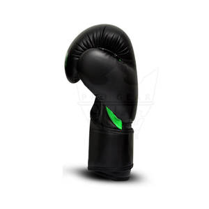Gants de boxe MMA professionnels en cuir véritable pour enfants de 5 à 7 ans, évacuation de l'humidité, fermeture à boucle et crochet, gants personnalisables - Product Image 4