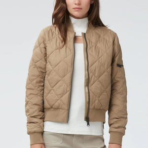 Veste bomber pour femmes 2025, design de qualité supérieure, vente chaude, respirante, légère, veste bomber matelassée pour femmes, service OEM - Product Image 3