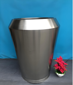 Macetero Metálico Alto para Sala de Estar, Hogar, Hotel, Oficina, Decoración de Interiores, Diseño Moderno y Minimalista, Estilo Contemporáneo XL - Product Image 2