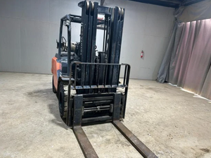 Oferta Exclusiva de Subasta para Montacargas con Transmisión Hidrostática 8FG45U de 1995 con Capacidad de Carga de 10000 Libras - Product Image 2