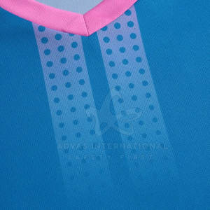 Uniforme d'équipe de football personnalisé de haute qualité léger respirant séchage rapide matériau durable unisexe - Product Image 2