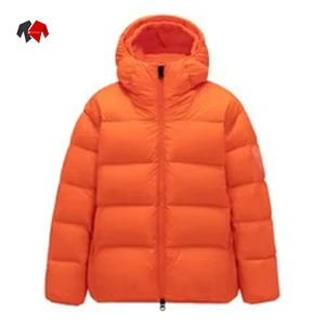 Veste matelassée imperméable pour hommes avec logo personnalisé Tissu léger généralement en coton polaire Vêtements d'extérieur confortables et décontractés pour plus de chaleur - Product Image 2