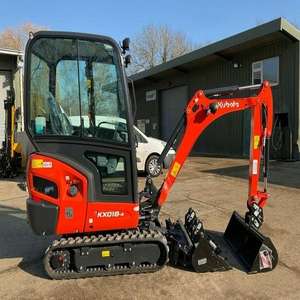 Miniexcavadora Kubota U25 2022: Potencia Compacta con Giro de Cola Cero y Versatilidad Superior - Product Image 1
