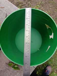 Cubo Metálico de Calabaza Monstruo de Halloween, Cubo de Hierro Galvanizado para Dulces, Decoración de Fiesta Espeluznante Duradera, Uso Portátil en Exteriores en 3D - Product Image 3