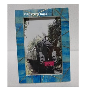 Meilleure qualité personnalisé luxueux meilleure qualité fabriqué à la main en bois et résine incrustation cadre photo pour Star Crafts Inde - Product Image 5