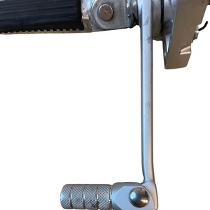 Repose-pieds arrière droit d'origine Suzuki SV650 1999 avec levier de frein, état d'occasion - Product Image 2