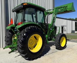 5085E รถแทรกเตอร์ขนาดกะทัดรัด John Deere - Product Image 1