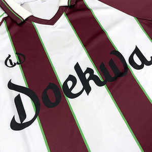 Maillot de football vintage à rayures, streetwear personnalisé, maillot de football imprimé par sublimation - Product Image 4