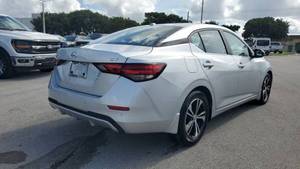 นิสสัน เซนทรา SV ซีดาน ปี 2023 เครื่องยนต์ 6.1-8 ลิตร เกียร์อัตโนมัติ หลังคาพาโนรามิก เบาะหนัง - Product Image 2