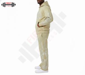 Conjunto Deportivo Personalizado 100% Algodón French Terry con Efecto Desgastado, Decoloración al Sol y Lavado Ácido, Sudadera con Capucha y Pantalones Deportivos con Cremallera, Impresión Serigrafiada OEM, 400 Gsm - Product Image 3