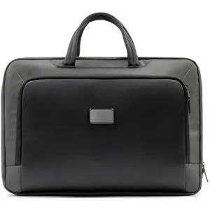 Sostenibile # Promozionale #   Borsa per Laptop Zenith in Materiale Riciclato per Appassionati di Tecnologia Eco-Consapevoli - Product Image 2