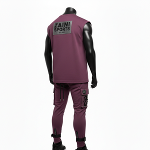 ชุดเซ็ตเสื้อกล้ามและกางเกงคาร์โก้ผู้ชาย ผ้าโพลีเอสเตอร์ผสมสแปนเด็กซ์เนื้อผ้าถักแบบมีลาย 240 GSM สีม่วง พร้อมโลโก้แบบรีดร้อน ชุด 2 ชิ้นสำหรับผู้ชาย - Product Image 5