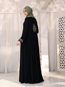 Robe Abaya Islamique Personnalisée de Haute Qualité Confortable et Respirante pour Femmes Musulmanes, Mode de Fête, Quatre Saisons - Product Image 2