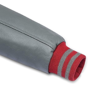 Chaqueta Varsity Premium para Hombre en Color Granate y Gris, Estilo Letterman Deportivo Auténtico con Contraste de Alta Calidad - Product Image 5