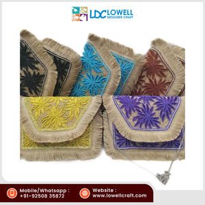 Nuevo Bolso de Mano de Satén Bordado de Moda, de Buena Calidad y Más Vendido, Lowellcraft, para Uso Casual/Fiesta, Disponible al por Mayor - Product Image 2