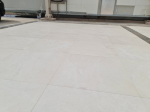 2026 Dalles de terrasse en pierre naturelle personnalisables, finition marbre Vanille Glacée, technique lisse, très demandées, vente en gros par l'usine turque - Product Image 2