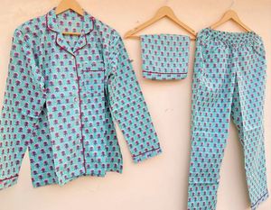 Traje de noche hecho a mano de algodón Jaipuri para mujer Conjunto de pijama con estampado floral para mujer - Product Image 2
