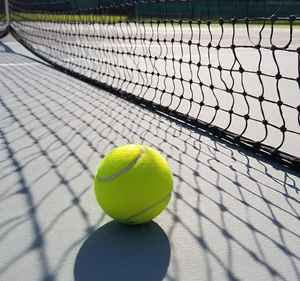 ลูกเทนนิสขนาดเล็กสั่งทำได้ทนทานน้ำหนักอย่างเป็นทางการเป็นมิตรกับสิ่งแวดล้อม135-145ซม. แบบตีกลับจากโรงงานขายตรงแบบพกพา - Product Image 3