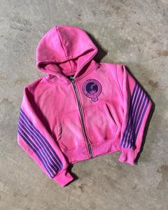 Sudadera con Capucha Rosa con Estampado de Ángel, Estilo Urbano para Mujer, Corte Recortado, Estilo Fairycore, Sudadera Vintage con Lavado Degradado Rosa, Sudadera de Forro Polar - Product Image 2