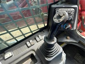 Máquina bien mantenida 2016 TAKEUCHI TL12V2 Maquinaria industrial de movimiento de tierras de buena calidad Cargador usado aprobado por CE - Product Image 5