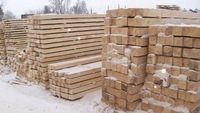 Vente en gros de bois Pinus Sylvestris Bois Matériaux naturels en bois Planches de pin pour la construction
