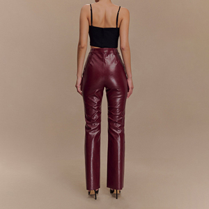 Pantalons en cuir PU personnalisés OEM pour femmes, taille haute, taille élastique, streetwear, écologiques, respirants, séchage rapide, fabriqués pour l'hiver - Product Image 6