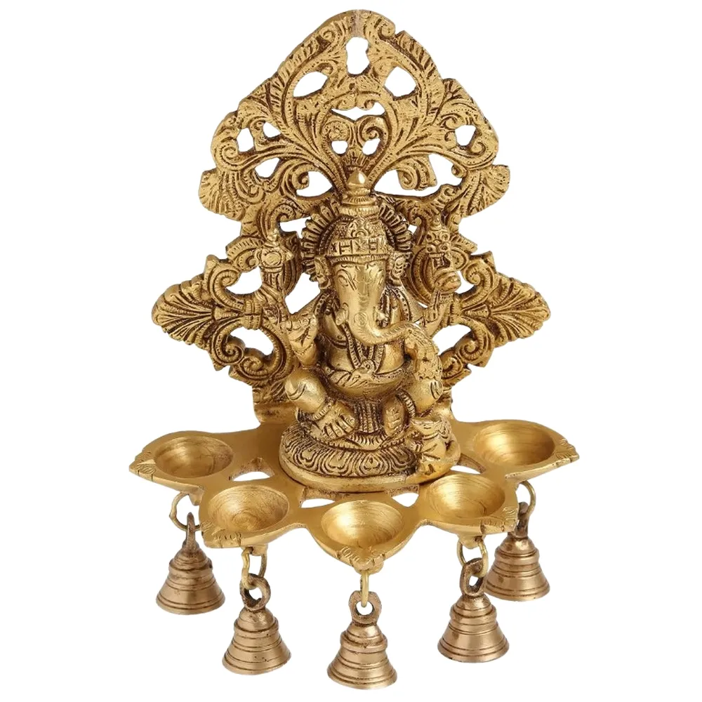 Illumina il tuo spazio: squisito ottone appeso cinque faccia Ganesh Design Diya (lampada a olio)-accento artistico per la casa