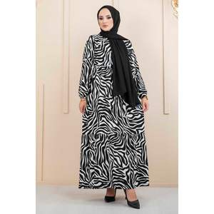 Zebra Pattern Straw <b>Belted</b> Hijab Dress Black and <b>White</b> - Product Image 3