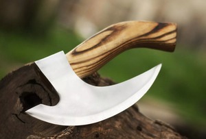 Hacha de pizza de acero inoxidable estilo vikingo de alta calidad, cuchillo de cocina forjado a mano con mango de madera de Fresno, Funda de cuero MOQ 5 uds - Product Image 3