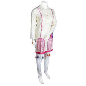 Traje de Algodón de 2 Piezas Bordado para Mujer - Color Fawn - Product Image 3
