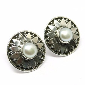 Magia secreta Pendientes de plata de ley 925 con perlas, joyería de plata con tensión, fabricante de joyería de plata India - Product Image 1