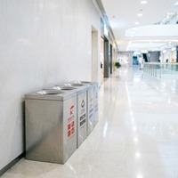 Poubelle carrée en acier inoxydable SD-23C avec couvercle ouvert, poubelle de recyclage, poubelle intérieure, poubelle à déchets et à recyclage, poubelle de tri des déchets