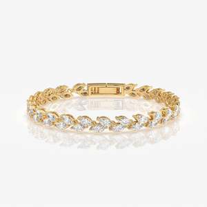 Brazalete Clásico de Oro de 14K con Diamante Moissanite de Corte Marquesa, Elegantes Brazaletes para Mujer - Product Image 1