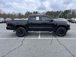 โตโยต้า ทาโคมา SR V6 ดับเบิ้ลแค็บ 4WD ปี 2020 / มีจำหน่ายพร้อมขาย ไมล์น้อย เครื่องยนต์เบนซิน รถใช้งานน้อย สภาพดี ไม่มีอุบัติเหตุ - Product Image 3