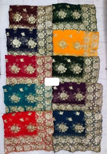 Saree élégant en mousseline de soie d'organza de bordure de pétoncle avec la broderie élégante parfaite pour les mariages et l'expédition globale - Product Image 4