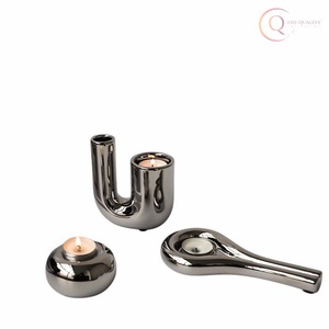 Candelabro de Metal Premium para Uso en Ramadán |   Elegante Portavelas Decorativo, Diseño Impermeable y Duradero para Sala de Estar y Comedor - Product Image 2