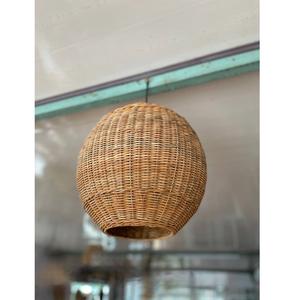 Pantalla de Lámpara Redonda de Ratán Hecha a Mano, Moderna, Decorativa y Ecológica, con Marco de Hierro con Recubrimiento en Polvo, para Uso en Interiores, Hoteles y Hogares - Product Image 3