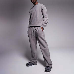 Conjunto de Sudadera con Capucha y Pantalones Deportivos para Hombre, 100% Algodón, con Bordado y Pedrería, Transpirable, para Invierno, Corte Regular - Product Image 1