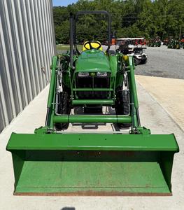 En venta para 3032E 4x4 Walking Tractor 33 HP Motor diésel Motor Gearbox 540 PTO Enganche de 3 puntos Extremo frontal de conexión rápida - Product Image 1