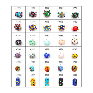 Perles de verre de décoration en pointillés pour la fabrication de bijoux Perles de verre en pointillés de qualité supérieure pour la fabrication de bracelets - Product Image 1