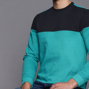 Sweat-shirt surdimensionné pour homme, style streetwear, avec broderie graphique, imprimé, respirant, en coton doux, confortable et personnalisable - Product Image 3