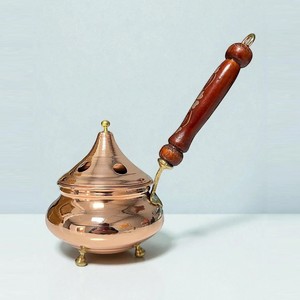 Quemador de Incienso de Cobre de Alta Calidad con Diseño de Caldero de Bruja, Soporte Tradicional de Resina para Carbón y Cera, Ideal para Hogar, Oficina y Espiritualidad en Otoño - Product Image 4